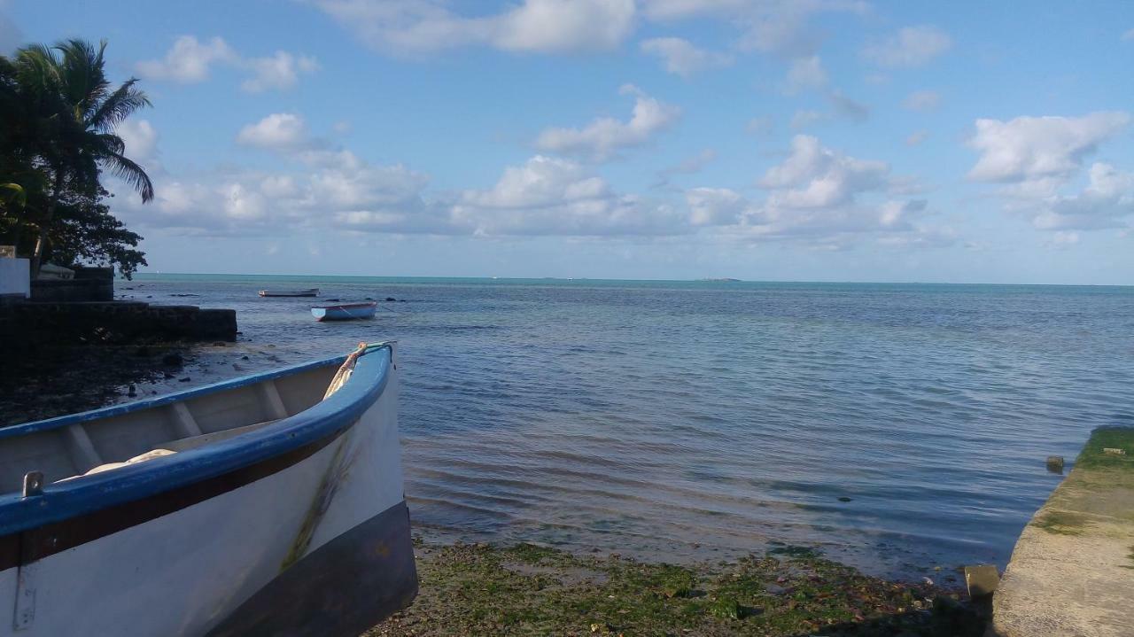 Blue Coast * Mahébourg
